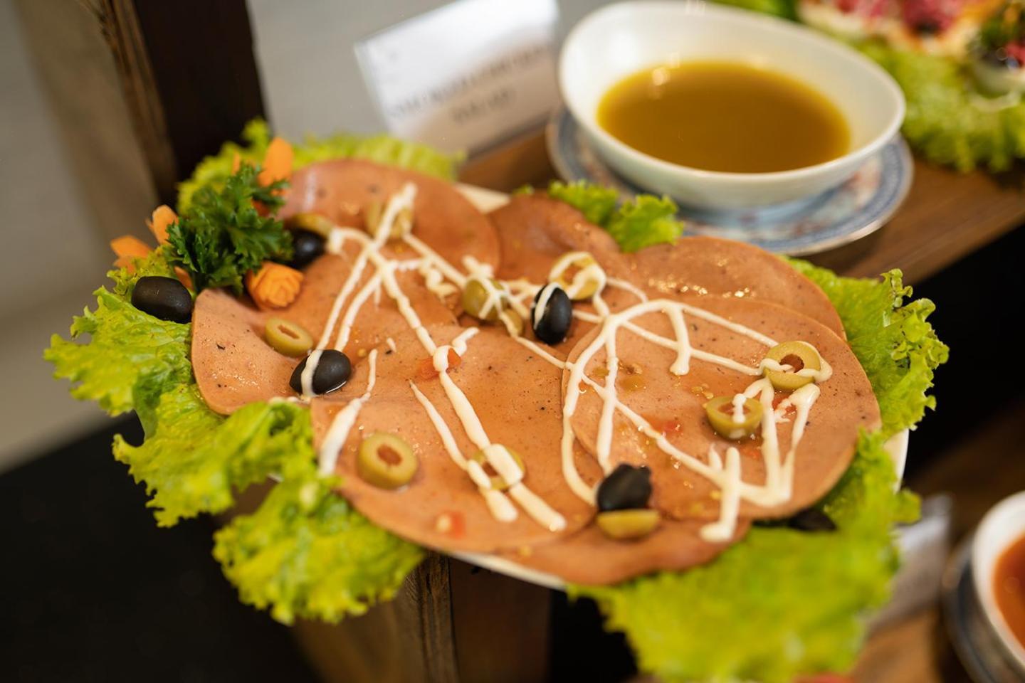Good Wood Airport Hotel 卡图纳耶克 外观 照片